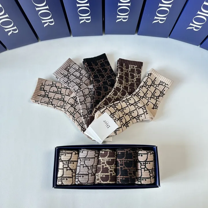 スーパーコピー ディオール 靴下