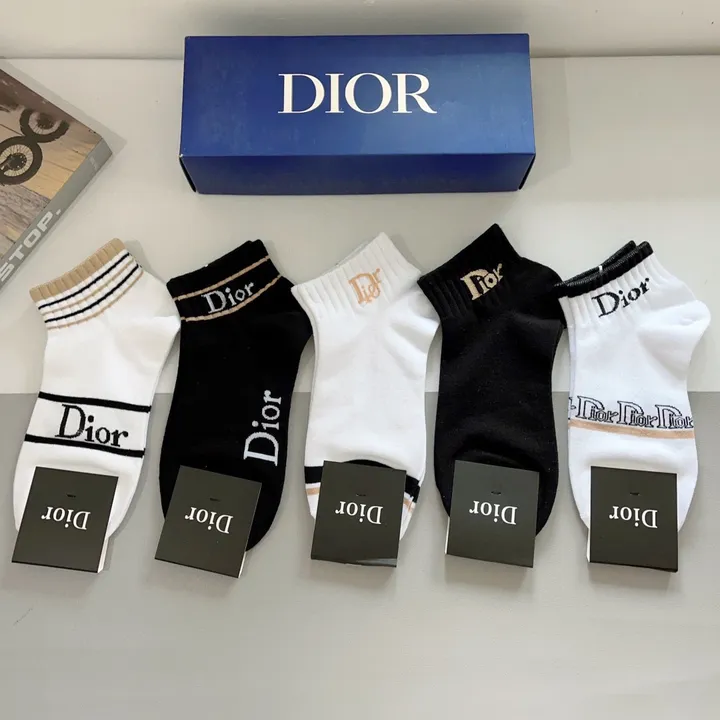 スーパーコピー ディオール 靴下