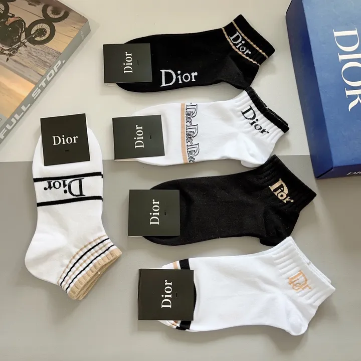 スーパーコピー ディオール 靴下
