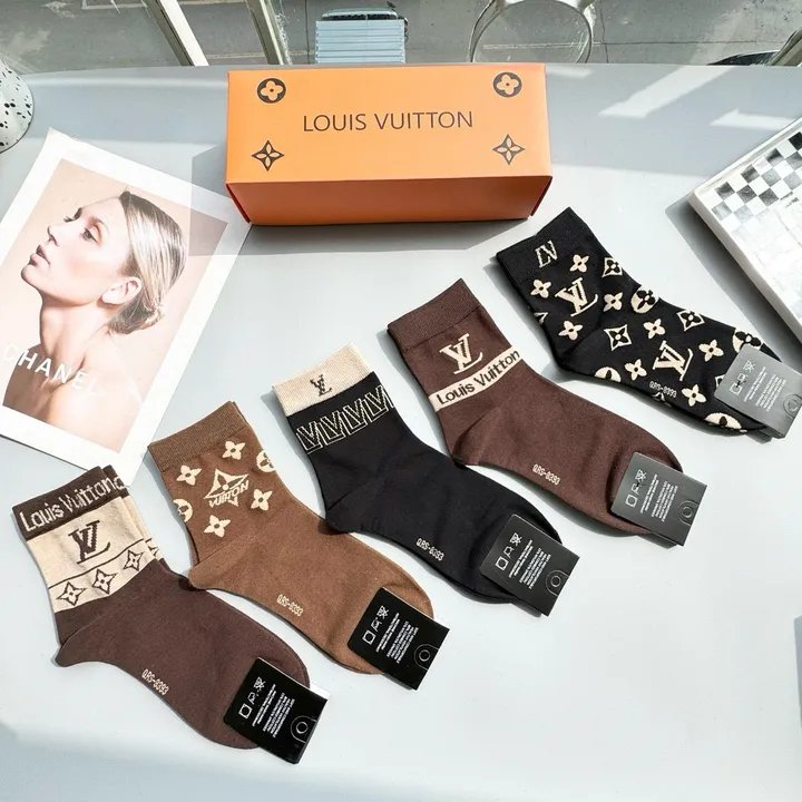 スーパーコピー ルイヴィトン 靴下