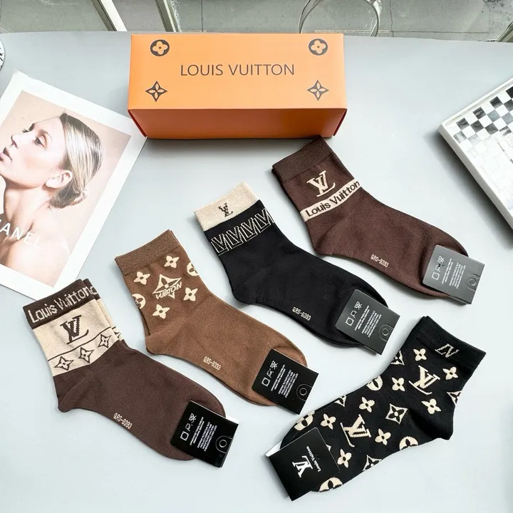 スーパーコピー ルイヴィトン 靴下