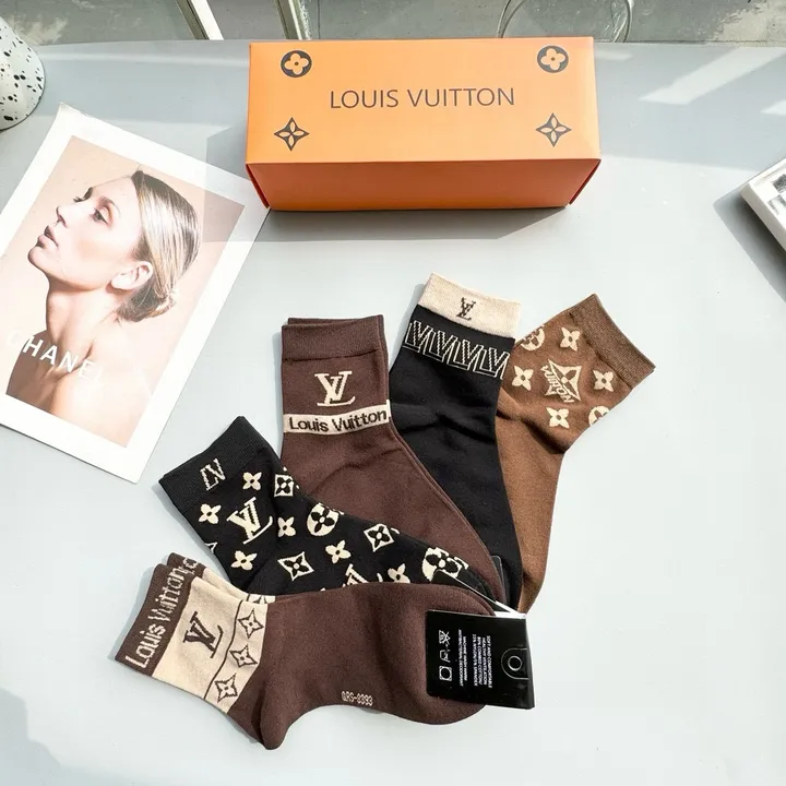 スーパーコピー ルイヴィトン 靴下
