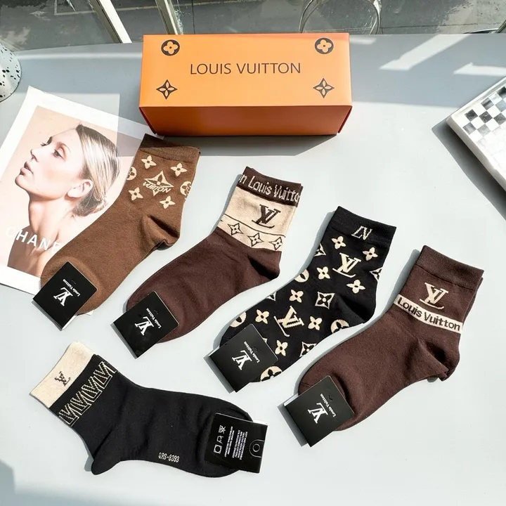スーパーコピー ルイヴィトン 靴下