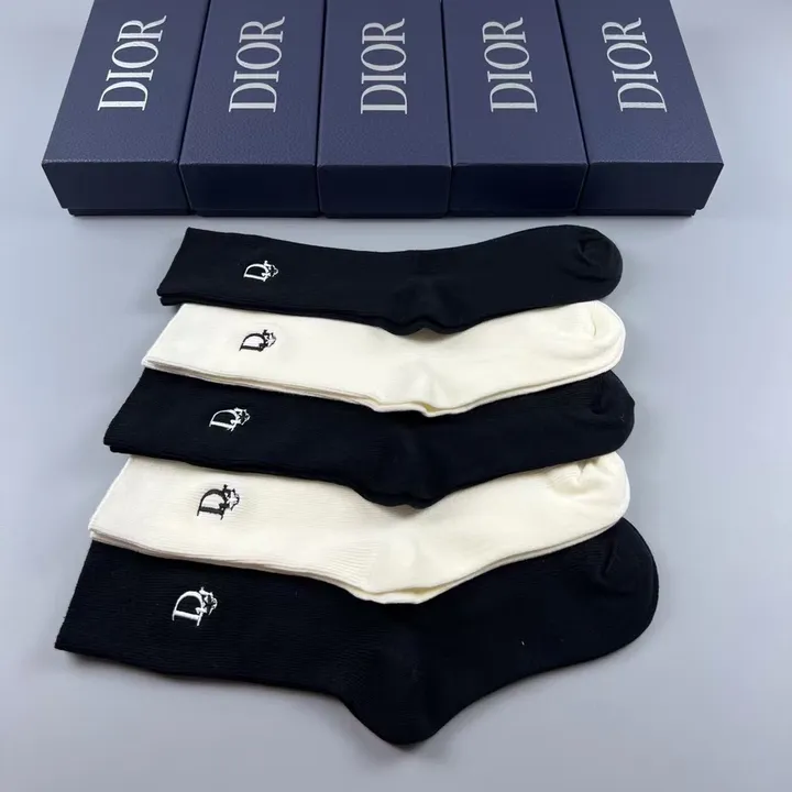 スーパーコピー ディオール 靴下