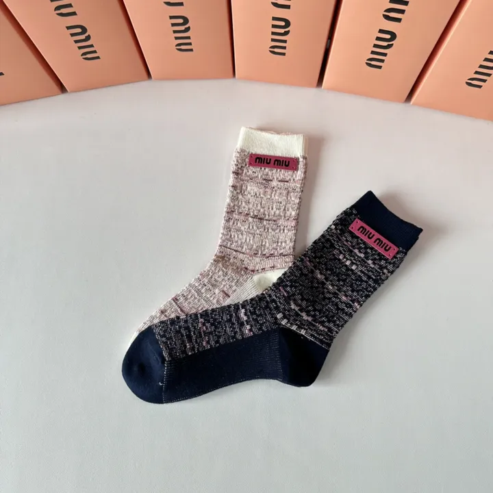 スーパーコピー ミュウミュウ 靴下