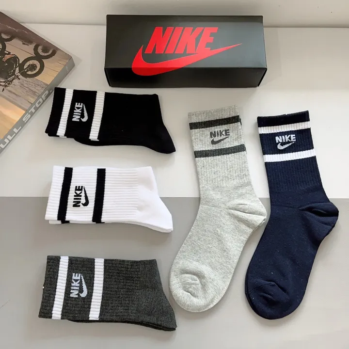 スーパーコピー ナイキ 靴下