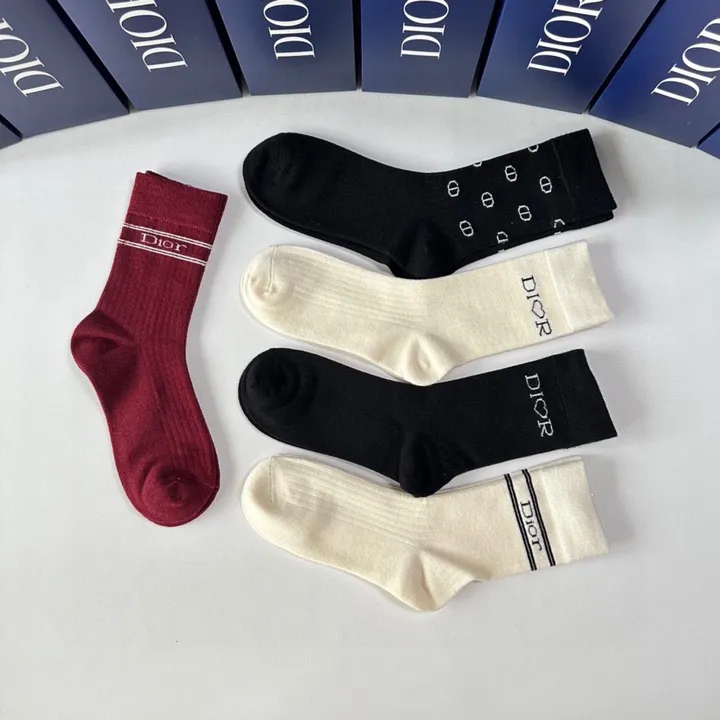 スーパーコピー ディオール 靴下