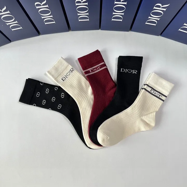 スーパーコピー ディオール 靴下
