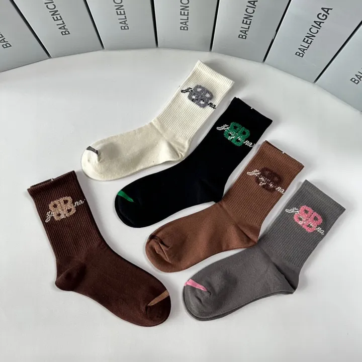スーパーコピー バレンシアガ 靴下