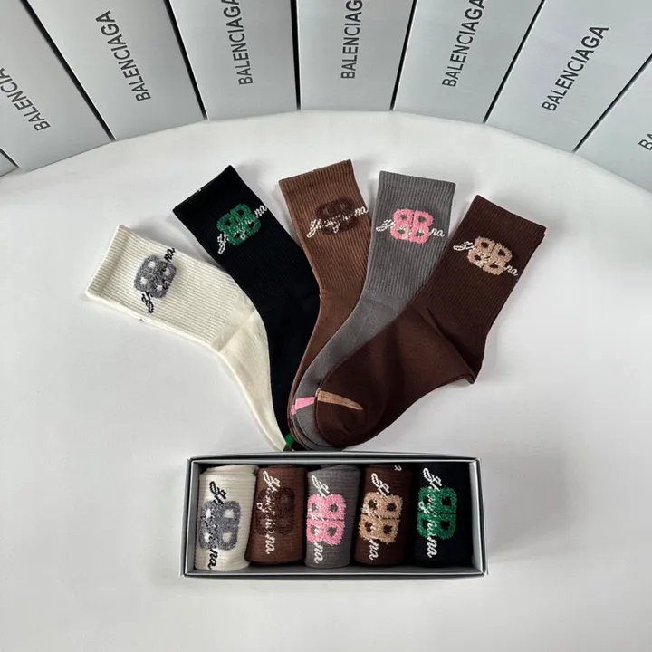 スーパーコピー バレンシアガ 靴下