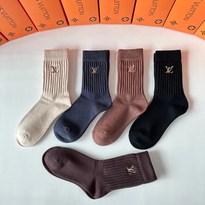 スーパーコピー ルイヴィトン 靴下