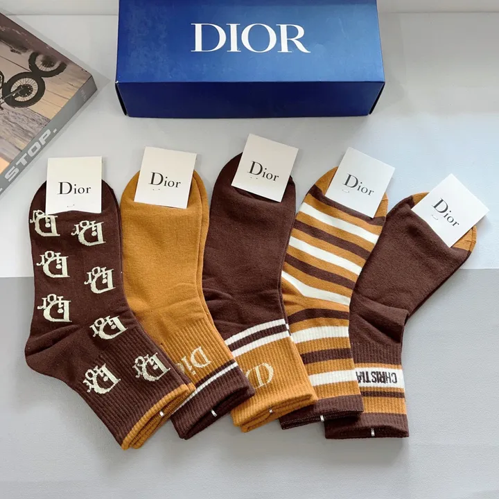 スーパーコピー ディオール 靴下