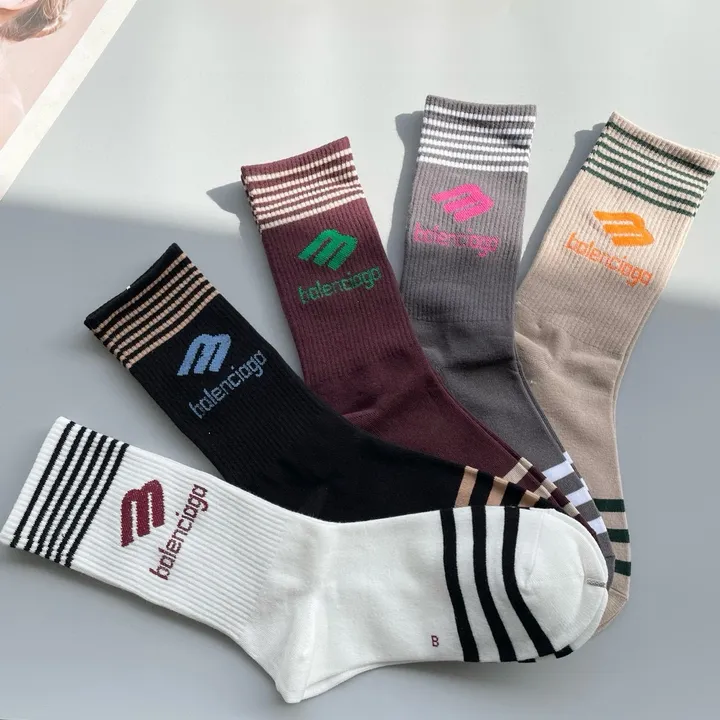 スーパーコピー バレンシアガ 靴下