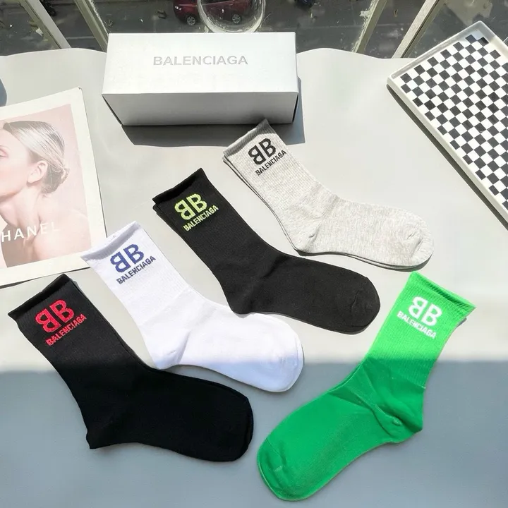 スーパーコピー バレンシアガ 靴下