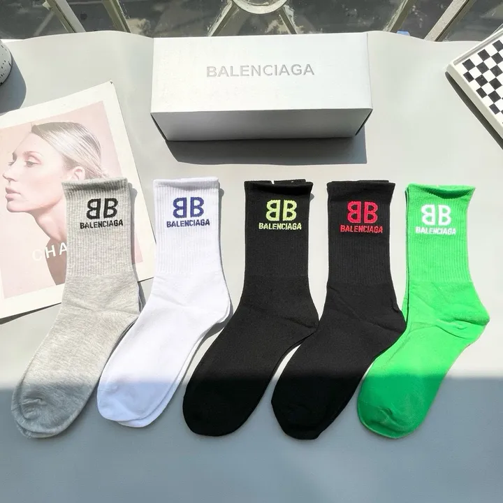 スーパーコピー バレンシアガ 靴下