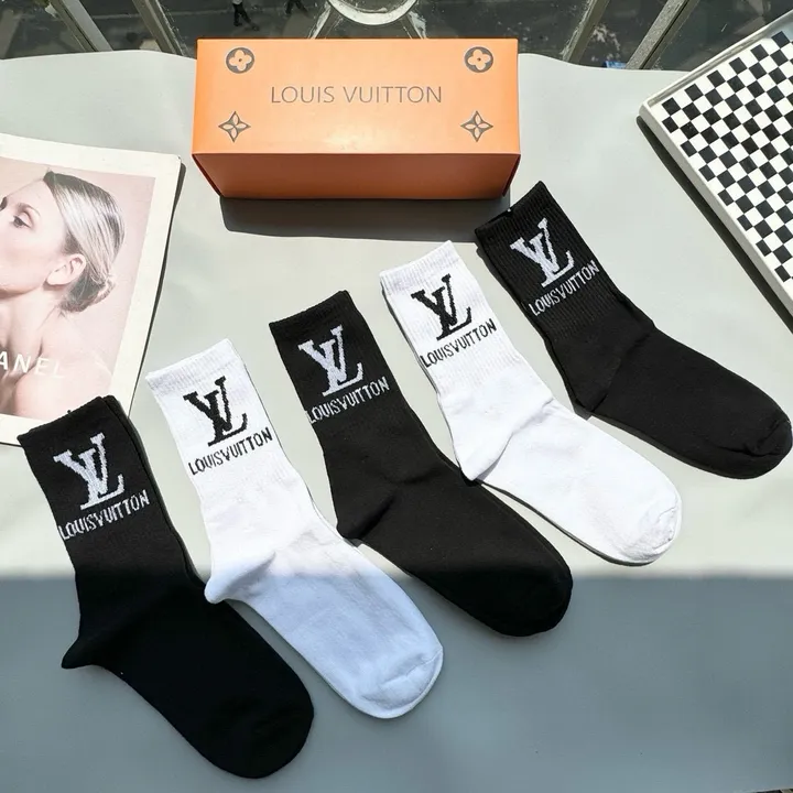 スーパーコピー ルイヴィトン 靴下