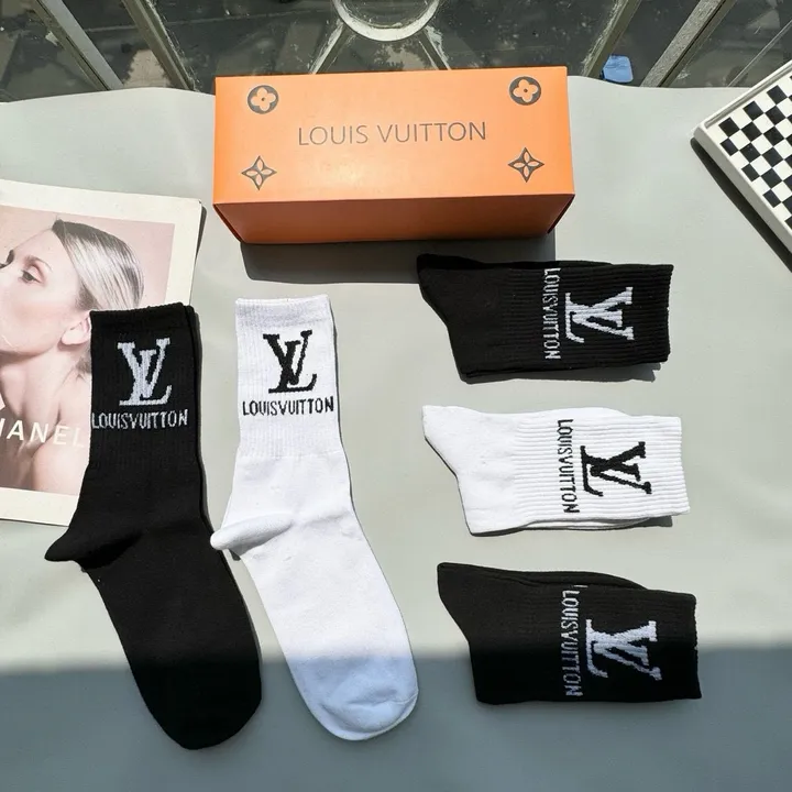 スーパーコピー ルイヴィトン 靴下