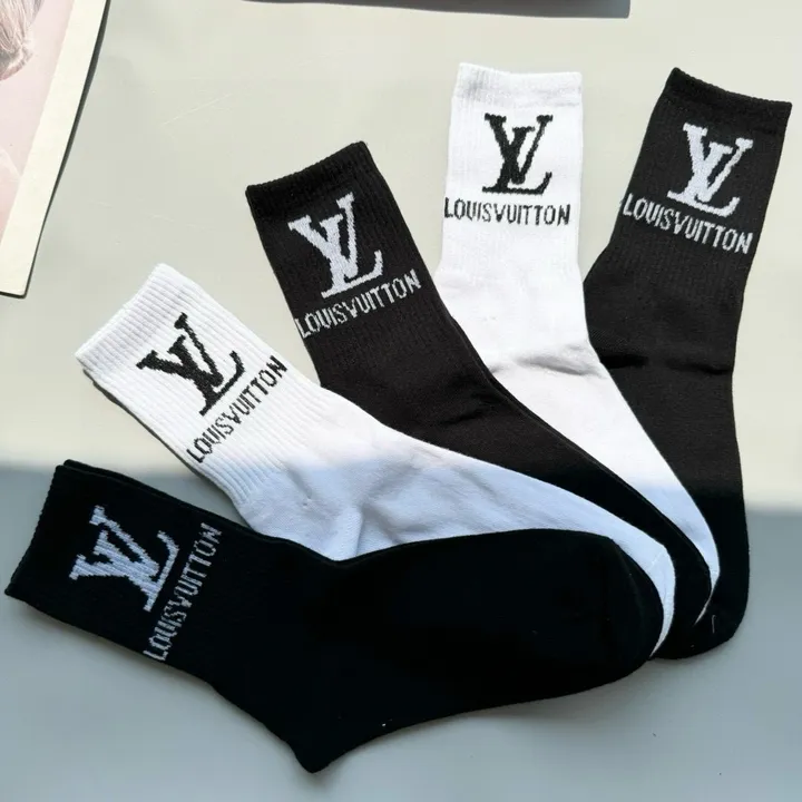 スーパーコピー ルイヴィトン 靴下