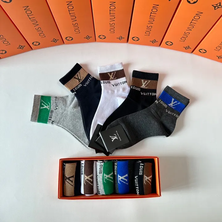 スーパーコピー ルイヴィトン 靴下