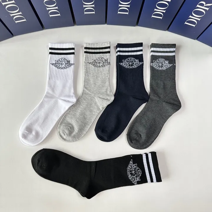 スーパーコピー ディオール 靴下