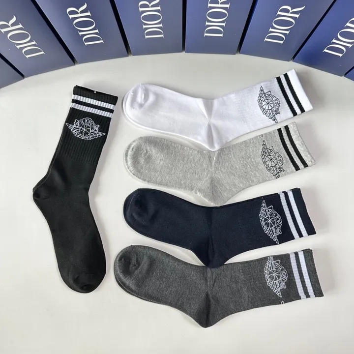 スーパーコピー ディオール 靴下