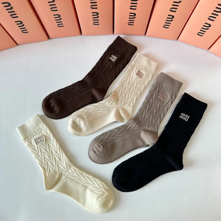 スーパーコピー ミュウミュウ 靴下