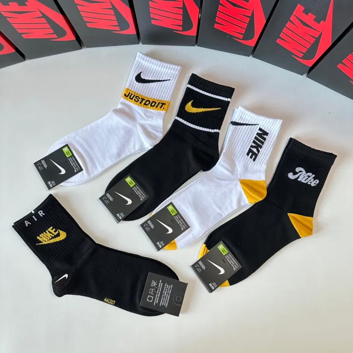 スーパーコピー ナイキ 靴下