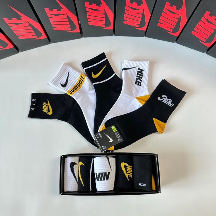 スーパーコピー ナイキ 靴下