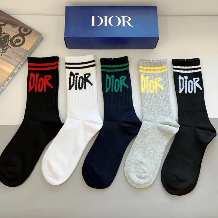 スーパーコピー ディオール 靴下