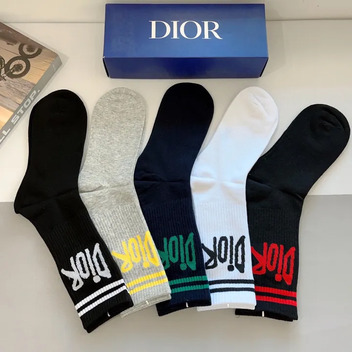 スーパーコピー ディオール 靴下