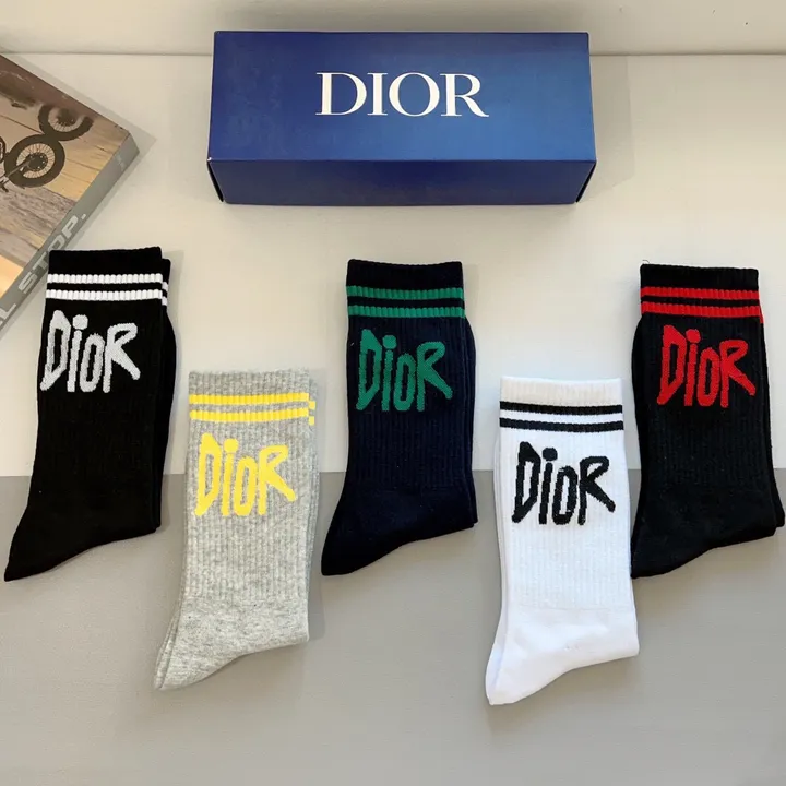 スーパーコピー ディオール 靴下