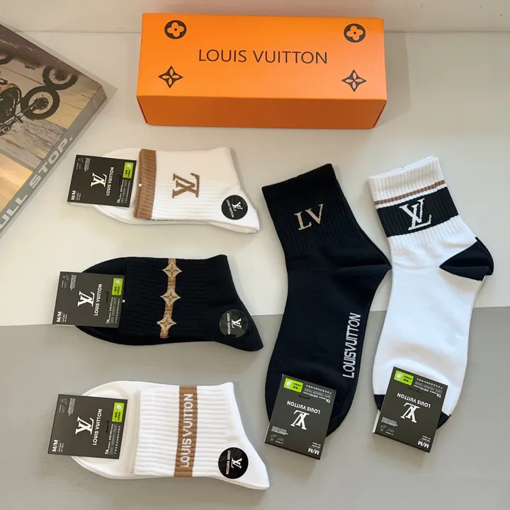 スーパーコピー ルイヴィトン 靴下