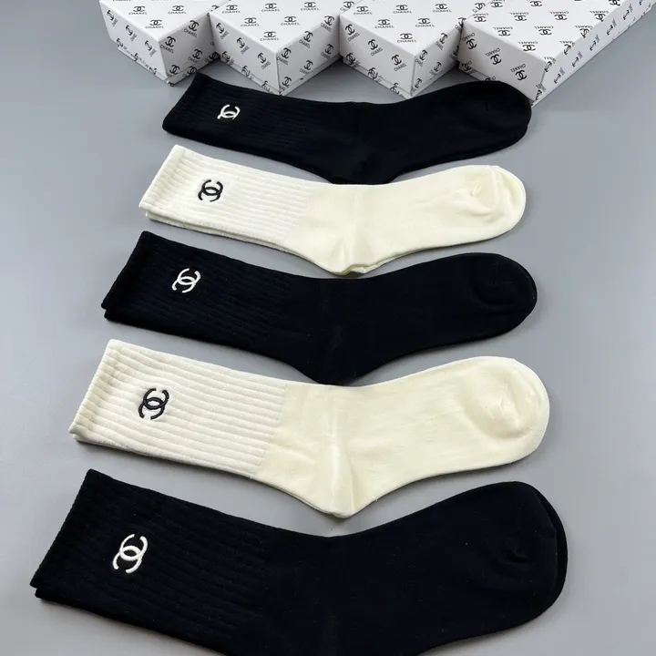 スーパーコピー シャネル 靴下