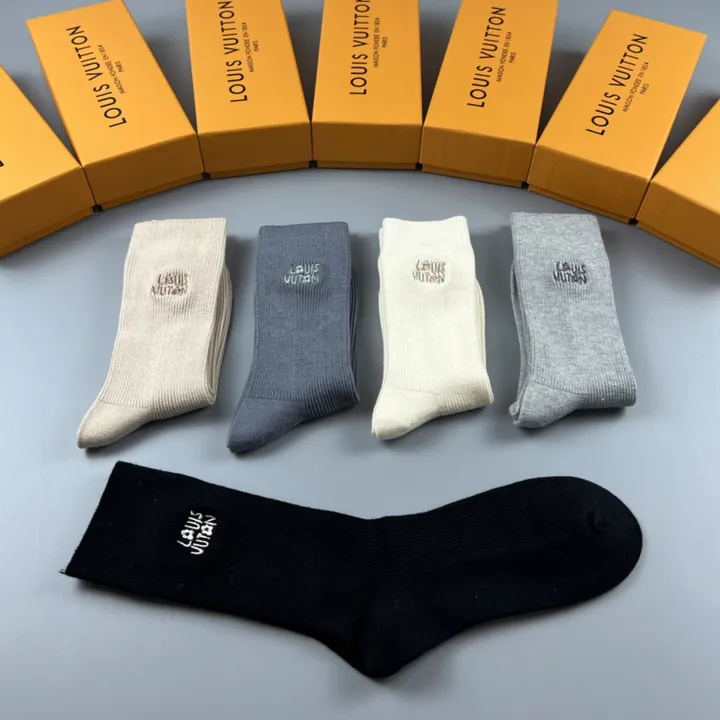 スーパーコピー ルイヴィトン 靴下