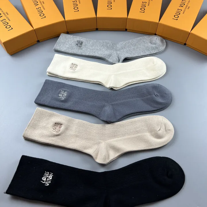 スーパーコピー ルイヴィトン 靴下