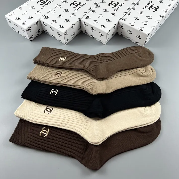 スーパーコピー シャネル 靴下