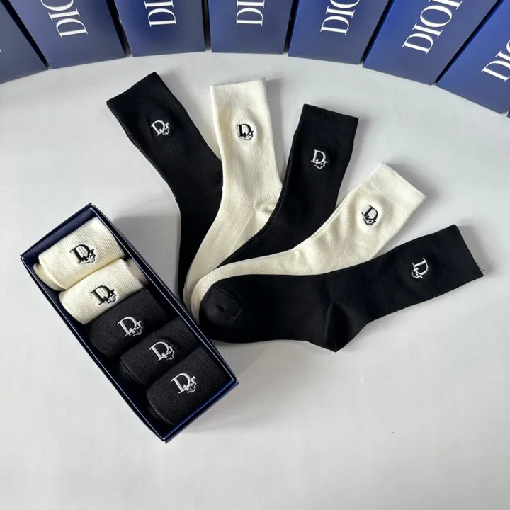 スーパーコピー ディオール 靴下