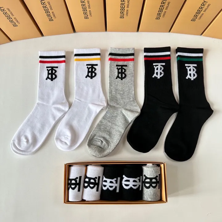 スーパーコピー バーバリー ス 靴下