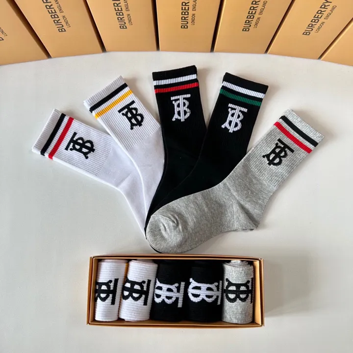 スーパーコピー バーバリー ス 靴下