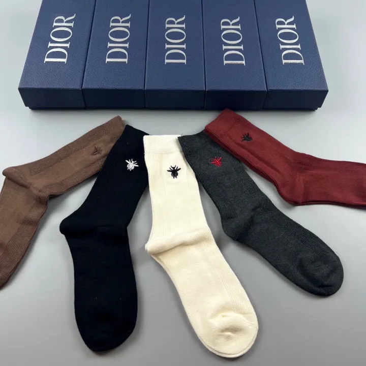 スーパーコピー ディオール 靴下