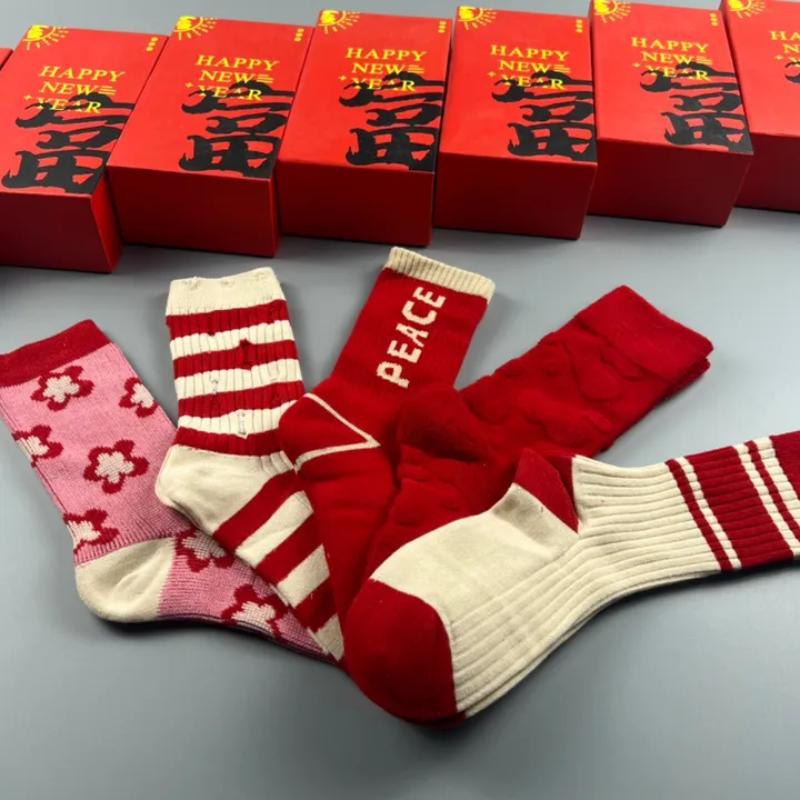 スーパーコピー プラダ 靴下