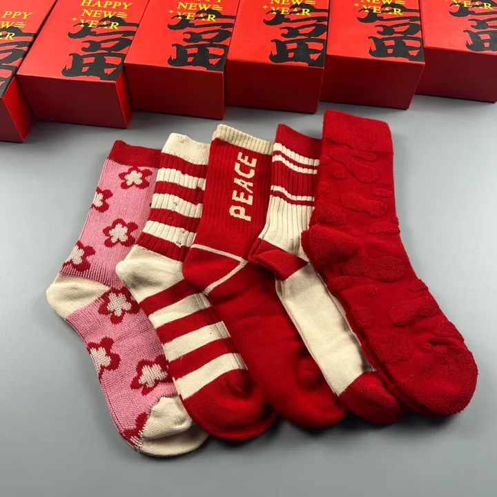 スーパーコピー プラダ 靴下