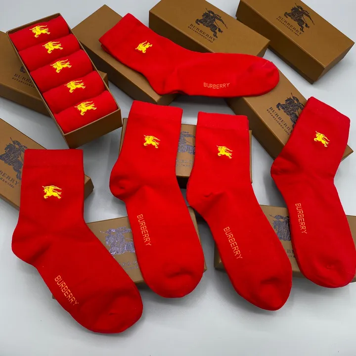 スーパーコピー プラダ 靴下