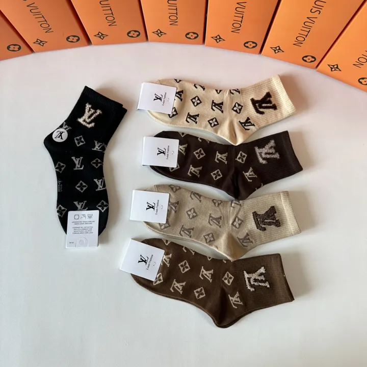 スーパーコピー ルイヴィトン 靴下