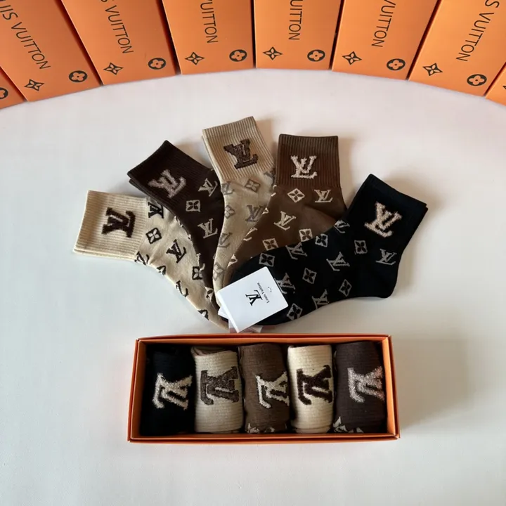スーパーコピー ルイヴィトン 靴下