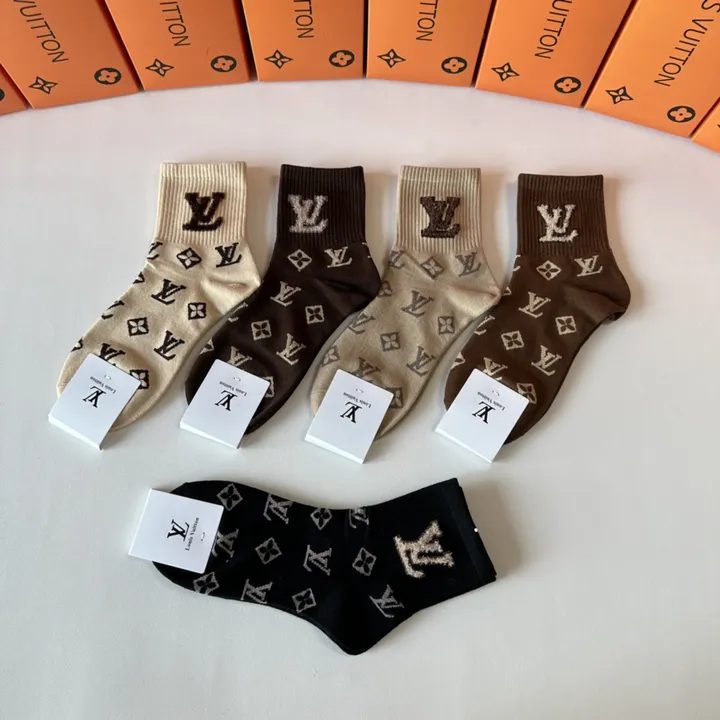 スーパーコピー ルイヴィトン 靴下