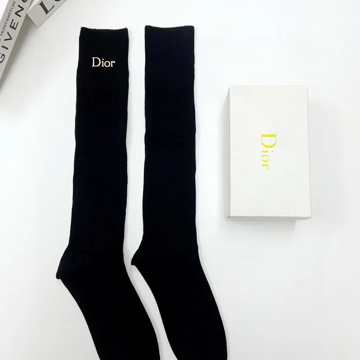 スーパーコピー ディオール 靴下
