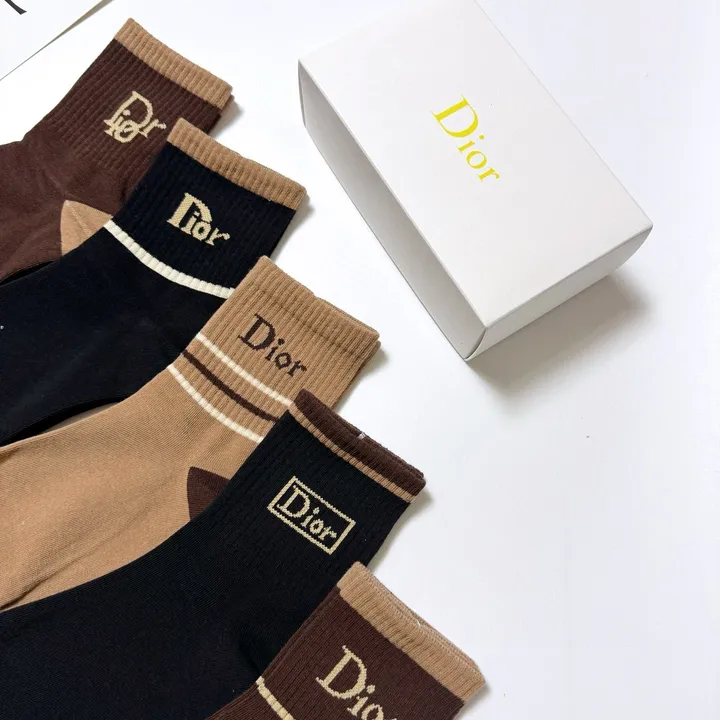 スーパーコピー ディオール 靴下