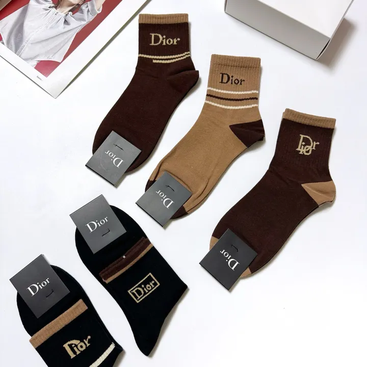 スーパーコピー ディオール 靴下