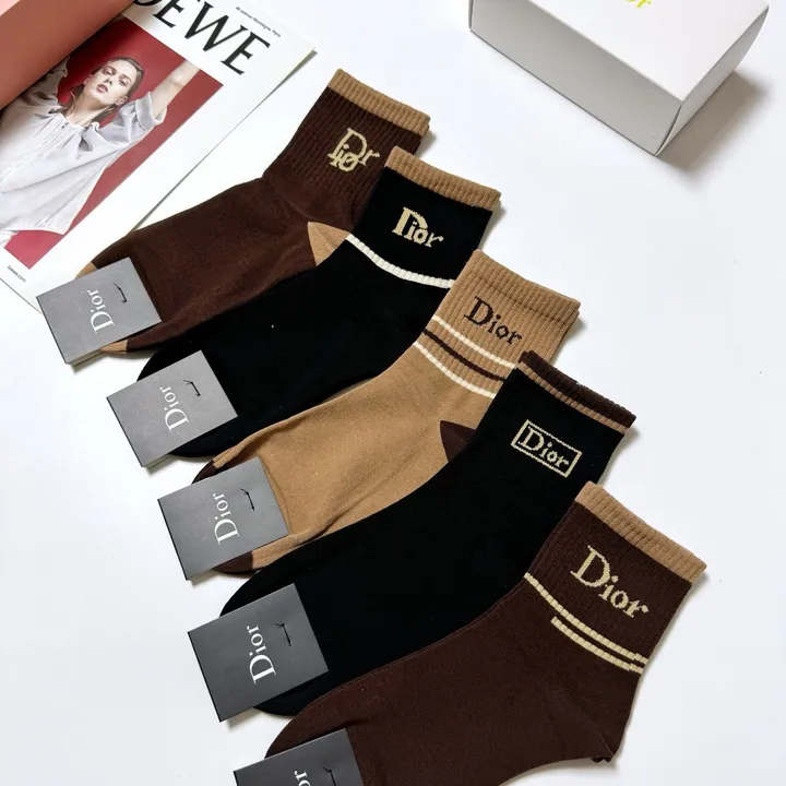 スーパーコピー ディオール 靴下